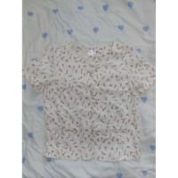 ราคา เสื้อเชิ้ตคอกลม พื้นขาว พิมพ์ลายดอกทิวลิปสีส้มแดง อก ประมาณ 36 (46402478007)