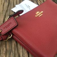 ราคา Coach แท้ กระเป๋าคล้องมือสองซิป 6 นิ้ว F87591 สีแดงมะฮอกกานีเข้ม หนังแท้ทั้งใบ (1653516388)