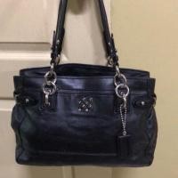 ราคา ของแท้ % กระเป๋า coach หนังสีดำมือสอง (7023477014)