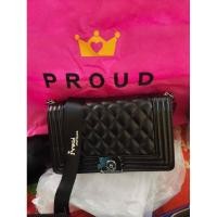 ราคา กระเป๋าสะพายข้าง ทรงบอย ยี่ห้อ PROUD (9512020389)