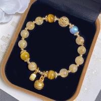 ราคา ธรรมชาติสีบลอนด์คริสตัลคริสตัลมูนสโตนสร้อยข้อมือทองกลืนสัตว์ร้ายไทเทเนียมคริสตัลสีเหลืองคริสตัลสร้อยข้อมือโชคหินของขวัญสําหรับแฟนโชคลาภเจริญรุ่งเรืองอาชีพ (57811664041)