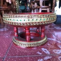 ราคา พาน ขันโตกสีแดง ขันโตกไม้ พานไม้ สีดำแดง แต่งลายหนอนขนาด 12 นิ้ว ลายไทย ทองเก่า (18835481273)