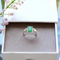ราคา แหวนหยกเขียวจักรพรรดิ์ ตัวเรือนทองคำขาวแท้18kประดับเพชรแท้ Size :53mm. (25891033613)