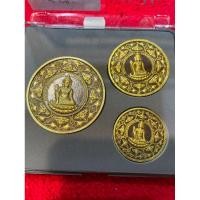 ราคา ท่านพ่อจตุคามรุ่นหลักเมืองมหามงคลปี2550ชุดกรรมการ3องค์เนื้อแดงปัดทองวัดหน้าพระธาตุ (22547768636)