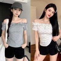 ราคา ⭐Soroh⭐เสื้อแขนสั้น ดีเทลแต่งระบาย ลายจุดสีพื้นขาวเทา เปิดไหล่ ทรงรัดรูป เสื้อยืด ใส่สบาย พร้อมส่ง (53807068524)