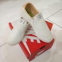 ราคา Nike slip-on ของใหม่ (19921269257)