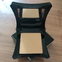 ราคา แป้งผสมรองพื้น illamasqua (702630150)