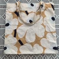 ราคา กระเป๋าผ้ามาริเมกโกะ marimekko มือสอง (14983942491)