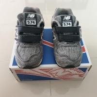 ราคา รองเท้าผ้าใบเด็ก New balance ของแท้ มือสอง (3332492773)