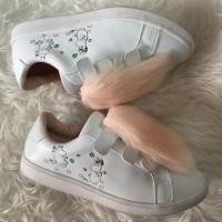 ราคา Fila ฟิล่า รองเท้าผ้าใบมูมิน (2641802011)