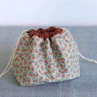 ราคา กระเป๋าใส่เครื่องสําอางค์ แบบ พกพา กระเป๋าเครื่องสําอางค์ใหญ่ กระเป๋าใส่เหรียญผ้าฝ้ายและผ้าลินินลายดอกไม้ทำด้วยมือ (46261518726)