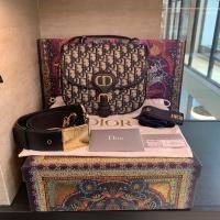 ราคา CO220805666] Dior / Bobby (20240325853)