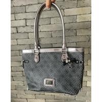 ราคา (มือสอง) กระเป๋า GUESS BLACK MONOGRAM SHOULDER BAG (27255847989)