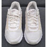 ราคา รองเท้าผ้าใบมือสอง size 38.5 (24594955713)