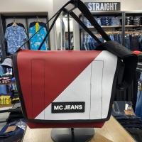 ราคา สินค้าใหม่ กระเป๋าสะพายข้าง Mc Jeans มี2สี ของแท้จากช้อป 100% (29026523120)
