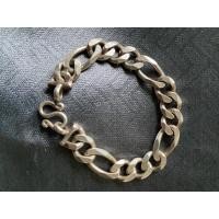 ราคา สร้อยข้อมือเงินแท้มือสอง (55406526657)