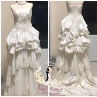 ราคา ราคาพิเศษชุดแต่งงาน/ถ่ายพรีเวดดิ้ง มือสองสภาพดีมาก สีขาว (2876396212)