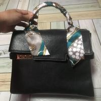 ราคา Charles and Keith แท้100%ค่ะ ไม่ใช่ outlet (912851620)
