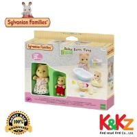 ราคา Sylvanian Families ตุ๊กตา Baby Bath Time / ซิลวาเนียน แฟมิลี่ อุปกรณ์อาบน้ำเบบี้ (17321728806)