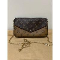 ราคา LV กระเป๋าสตางค์ Cross บอดี้ขนาด 8.5 นิ้วมือสองหนังสวย (22689744871)