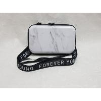 ราคา กระเป๋าเดินทางมินิลายหินอ่อน FOREVER YOUNG (4266611764)