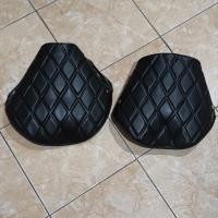 ราคา HONDA C70 C50 ฝาครอบที่นั่งหนังสีดําพร้อมเพชร MOTIF ขายปลีก (55160741126)