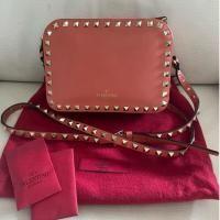 ราคา #มือ2 VALENTINO Used in good condition Valentino camera bag สี ชาไทย (26087178196)