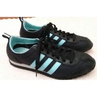 ราคา รองเท้า Adidas Neo ของแท้ สภาพดี (101195887)