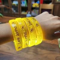 ราคา คอนเสิร์ตสนับสนุนเรืองแสงติดดิสโก้บาร์ นํา ส่องสว่างสายรัดข้อมือกระพริบเรืองแสงสร้อยข้อมือ กลางคืน รูรับแสง กลางคืน วิ่ง (42031300585)