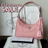 ราคา เท!!!! Prada Re-edition 2005 Rosa ปี 21 มือสอง แท้100% (สีชมพู) อปก.ครบ+ใบเสร็จจริง พร้อมส่ง (41275336353)