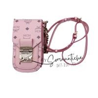 ราคา มือสอง MCM phone bag ออก kingpower อุปกรณ์ครบ (23409075532)