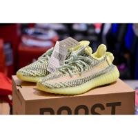 ราคา [ลิขสิทธิ์แท้]Adidas Yeezy boots 350V2 /Yeezreel FW5191 US 4 สินค้ามีพร้อมส่ง มีหน้าร้าน (12404865146)