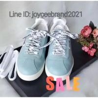 ราคา Used like new!! รองเท้า Chanel หนัง สีฟ้าพาสเทล size 36.5 แท้ % (8073001590)