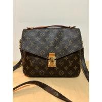ราคา Louis Vuitton มือสอง หนังแท้ขนาด 9 นิ้วสูง 8 นิ้ว (25371055759)