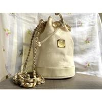 ราคา Mcm กระเป๋ามือ2ของแท้ ‼️ MCM Bucket Bag หายาก สภาพมีร่องรอยตามการใช้งาน (3596951897)