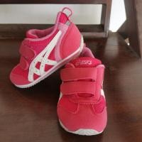 ราคา Asics รองเท้าผ้าใบสีชมพู มือสอง (7524262820)