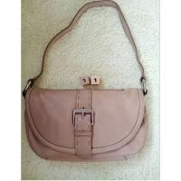 ราคา กระเป๋าสะพายไหล่หนังแท้สีเนื้อ calvin klein (28175861171)