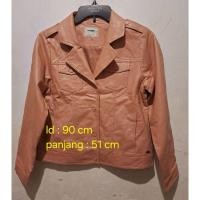 ราคา เสื้อแจ็คเก็ตเบลเซอร์หนังผู้หญิงจาก renoma (42855791978)