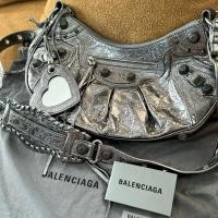 ราคา Balenciaga small Le Cagole metallic silver shoulder bag (29655034929)