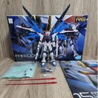 ราคา [ประกอบแล้ว] Bandai RG Freedom Gundam (Gundam Model Kits) โมเดล กันดั้ม กันพลา (44060889885)
