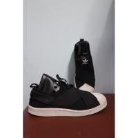 ราคา พร้อมส่งรองเท้าผ้าใบ adidas slip on สีดำ (11401119668)