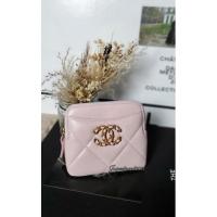 ราคา New‼️Chanel Compact wallet 19 ของแท้ % (11545942973)