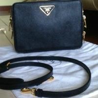 ราคา Prada Saffiano BT0956 มือสองของแท้ 100% (70121631)