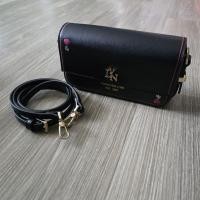 ราคา กระเป๋า LYN Cross Body สีดำ สวย น่ารัก กะทัดรัด พกพาสะดวก ของแท้ 100% ส่งต่อค่ะ (24267881731)