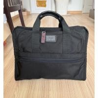 ราคา กระเป๋าทรงเอกสาร TUMI ของแท้% มือสอง สภาพดีมีร่องรอยบ้าง ไม่มีตำหนิปริขาด (42681668896)
