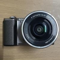 ราคา กล้อง SONY A5100 + เลนส์kit 16-50 mm เจ้าของขายเอง สภาพดี ใช้งานได้ปกติ (9826519186)