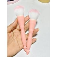 ราคา แปรงแต่งหน้า ขนนุ่ม พุ่มใหญ่ ไม่บาดหน้า(แท่งชมพู) (49853831843)