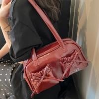 ราคา พร้อมส่ง กระเป๋าคล้องไหลjทรงสเเตนออยสำหรับผู้หญิงมี 5 สี รุ่น olive bag งานหนัง PU มันเงา เเต่งโบว์กระเป๋าหน้า (27256806595)