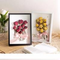 ราคา กรอบรูปดอกไม้แห้ง กรอบรูปทำมือ กรอบรูป 3 มิติ เจาะช่อง 3 ซม. กรอบรูปตกแต่งบ้าน (52352393505)