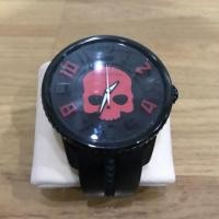 ราคา SALE! Tendence Hydrogen Skull Black-Red !!แท้ %นาฬิกาข้อมือ มือสองพร้อมกล่องคู่มือ สภาพ 95% ของแท้1 (28767626699)
